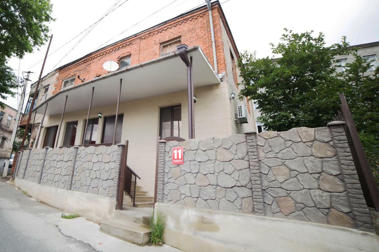 Guest House Theodora Kʼutʼaisi Exterior foto